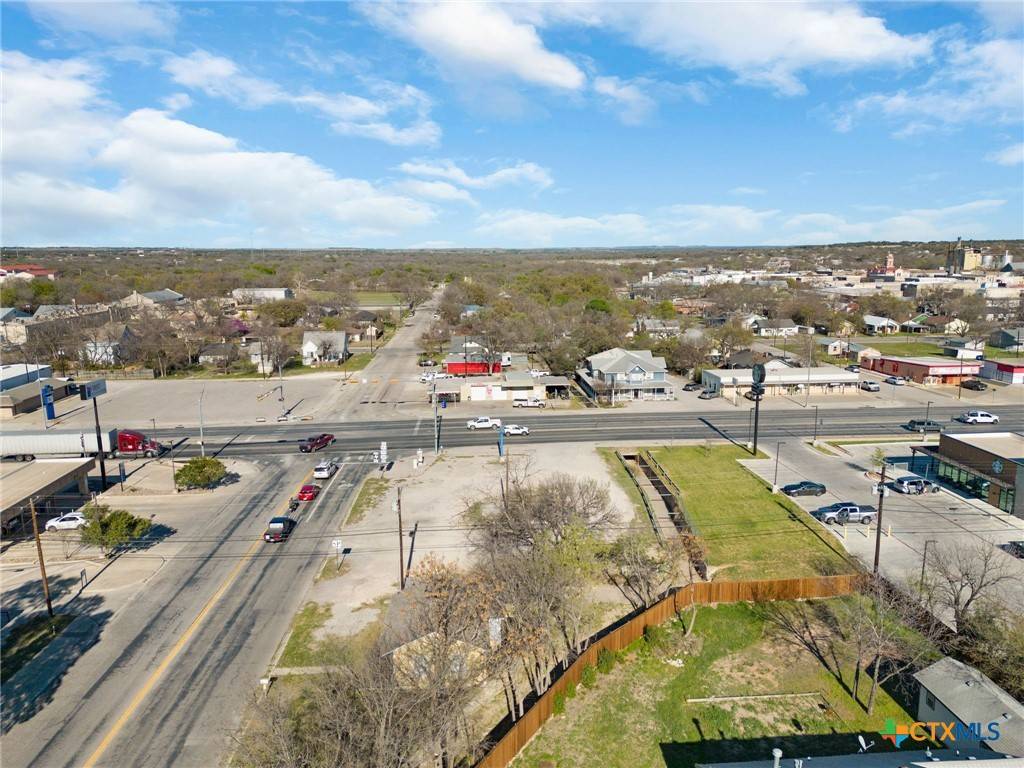 Lampasas, TX 76550,102 S Key AVE