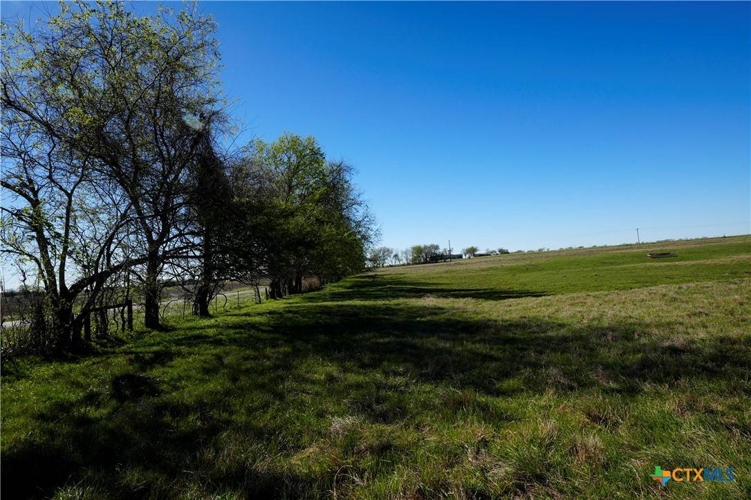 Schulenburg, TX 78956,TR 3 1011 FM 956