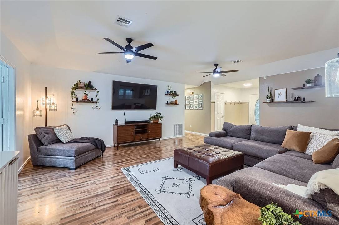 San Marcos, TX 78666,1100 Overlook WAY