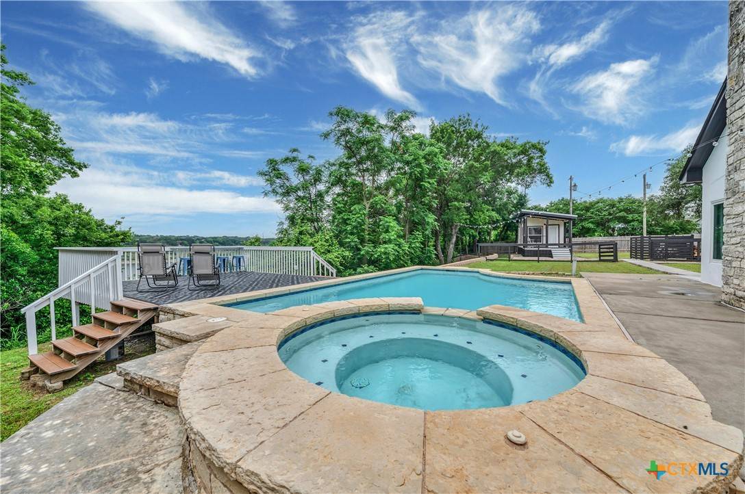 Belton, TX 76513,349 Arrowhead Point RD