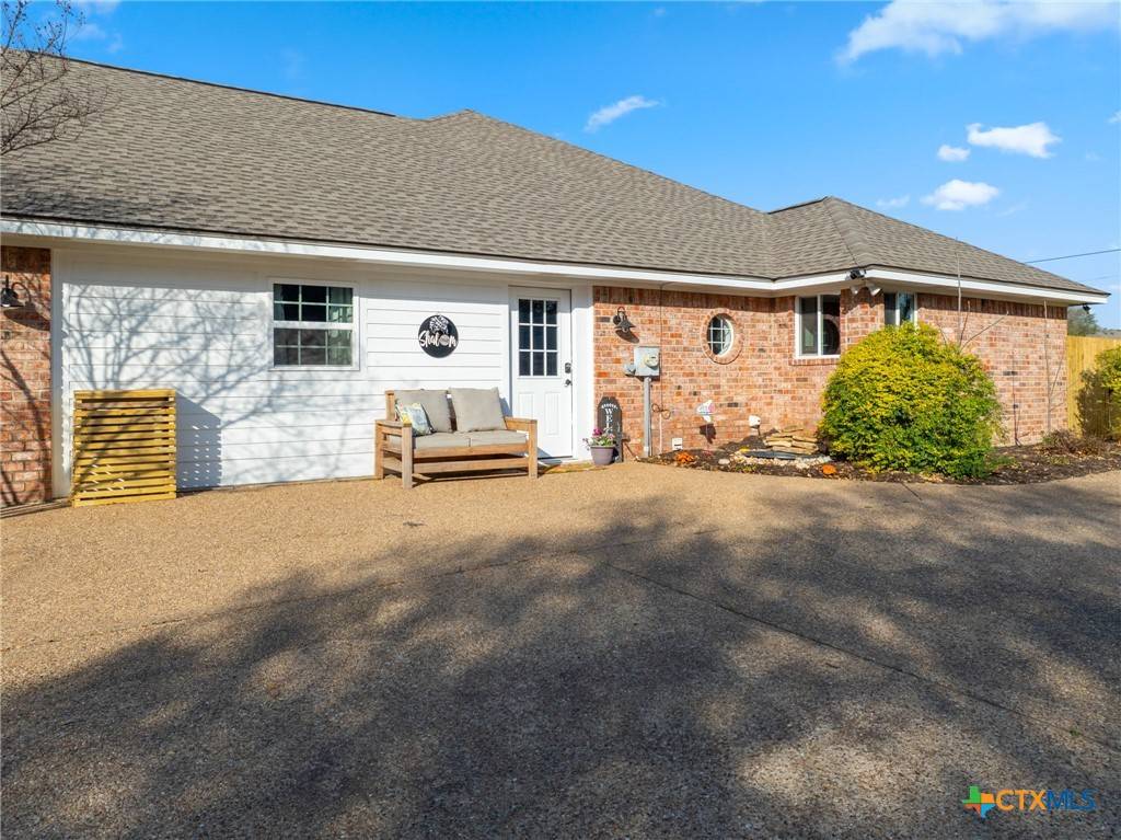Mcgregor, TX 76657,627 Wheatland DR