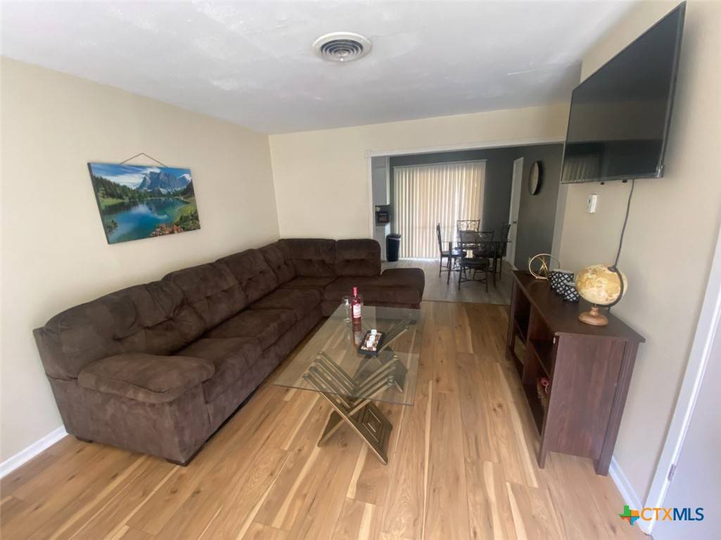 Copperas Cove, TX 76522,722 W AVENUE E