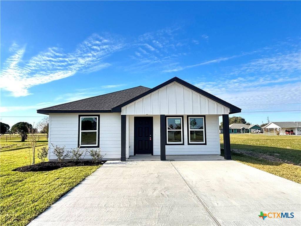 Palacios, TX 77465,688 Swallow DR