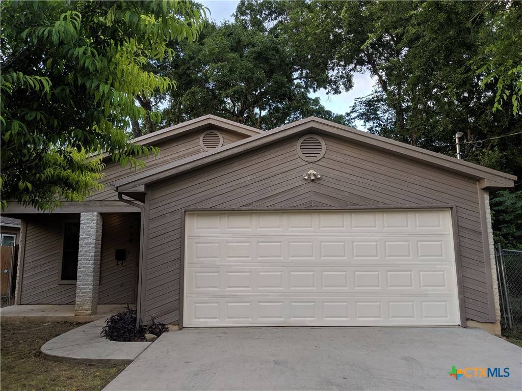 San Marcos, TX 78666,114 N Bishop ST