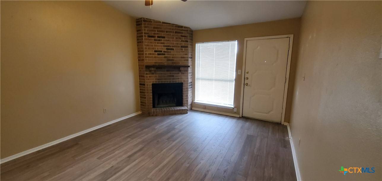 New Braunfels, TX 78130,512 Kellys WAY