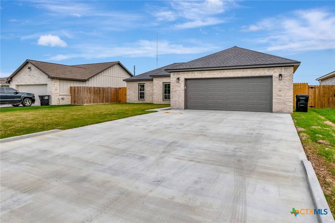 Victoria, TX 77905,305 Turkey LN