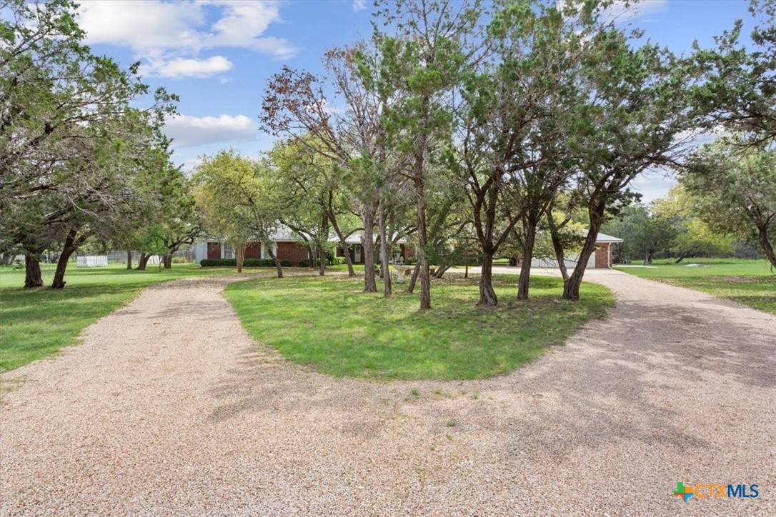 Salado, TX 76571,7511 N Lakeview DR