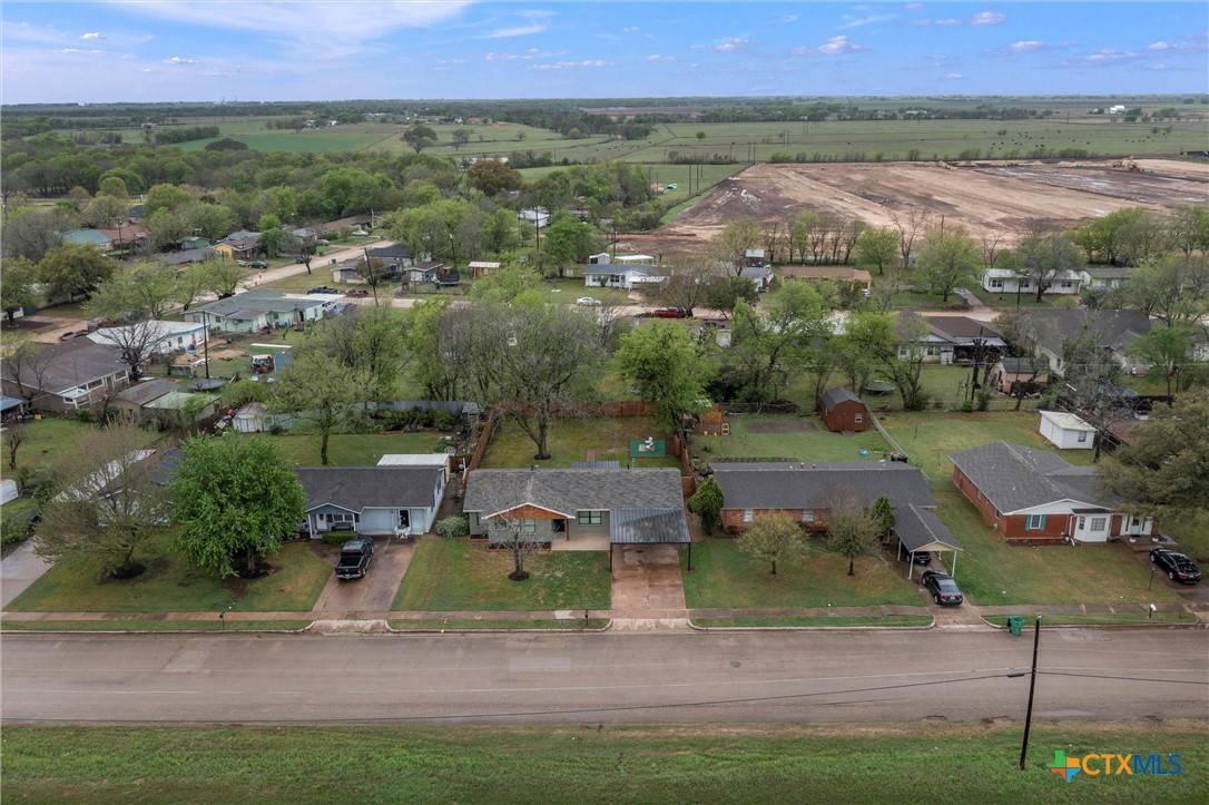 Mcgregor, TX 76657,504 N Main ST