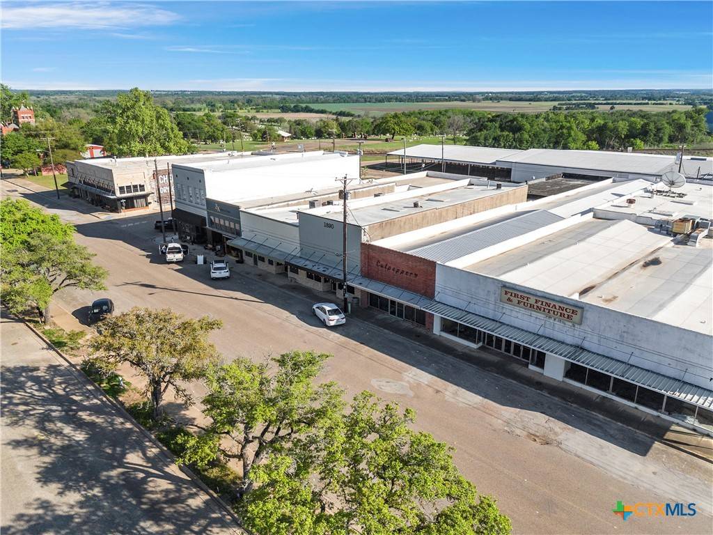 Cameron, TX 76520,107 W Main ST