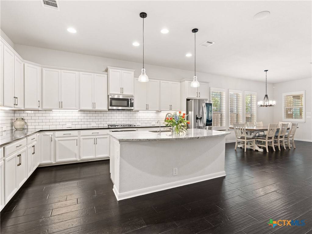 New Braunfels, TX 78130,919 Hi Path WAY