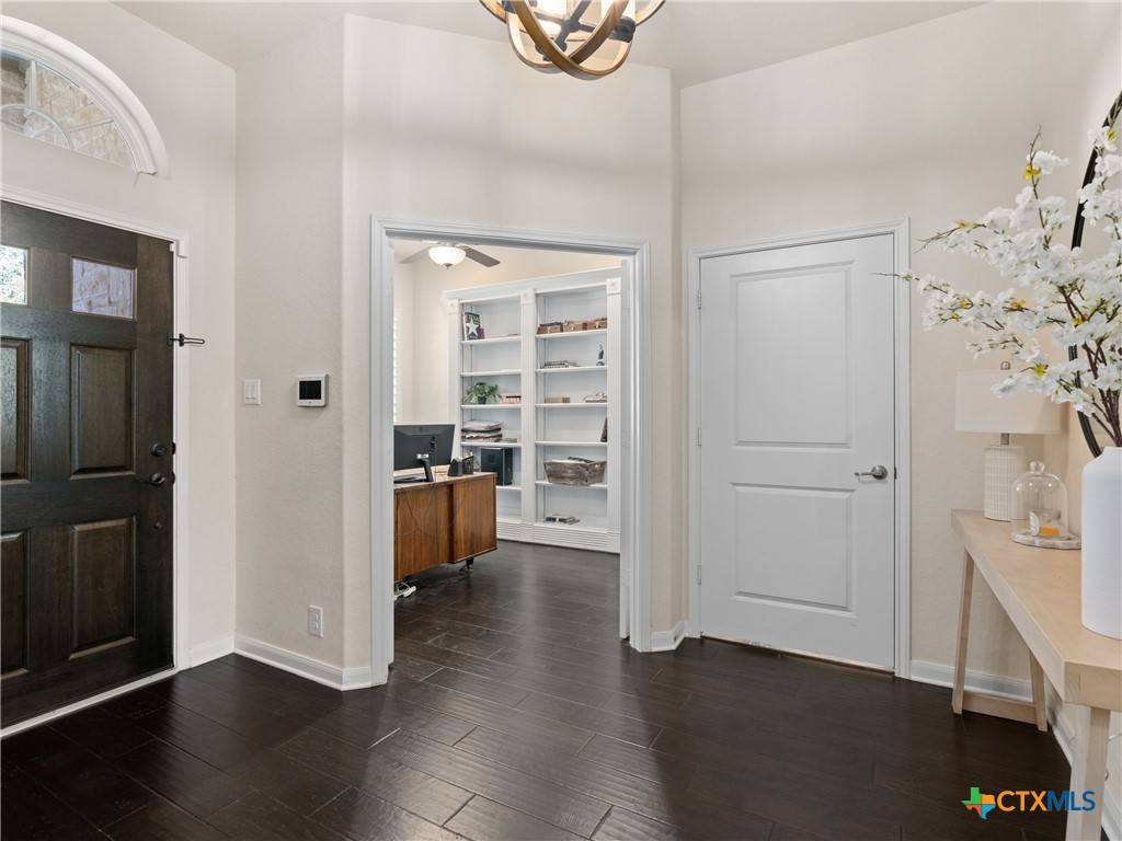 New Braunfels, TX 78130,919 Hi Path WAY