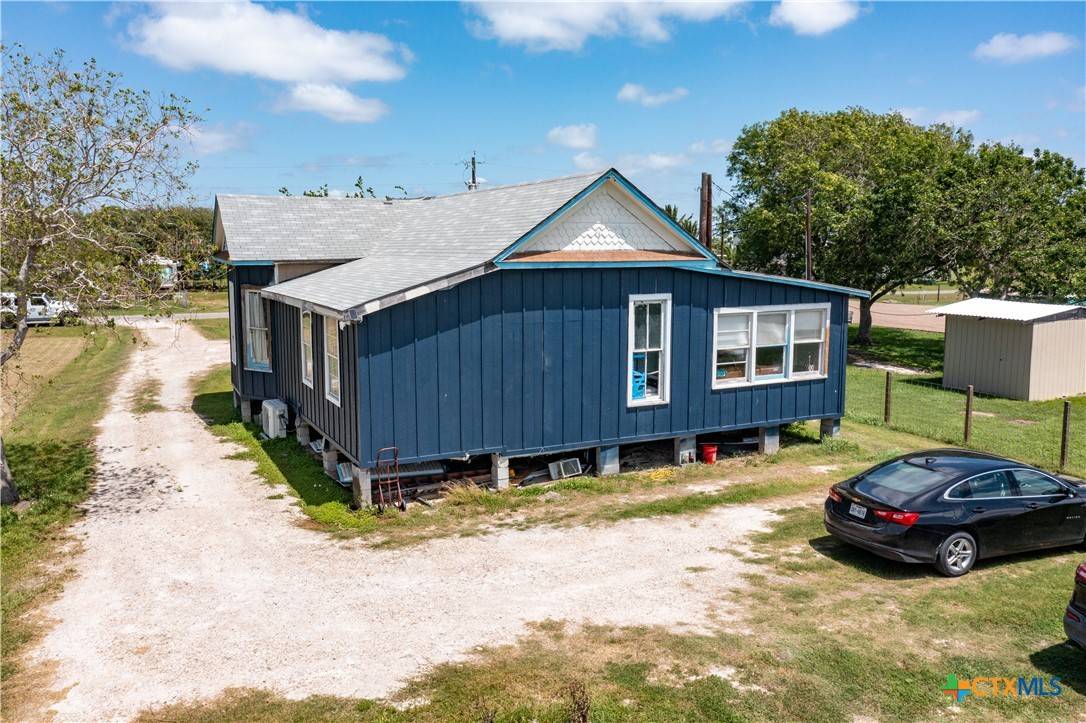 Port Lavaca, TX 77979,71 Avril DR