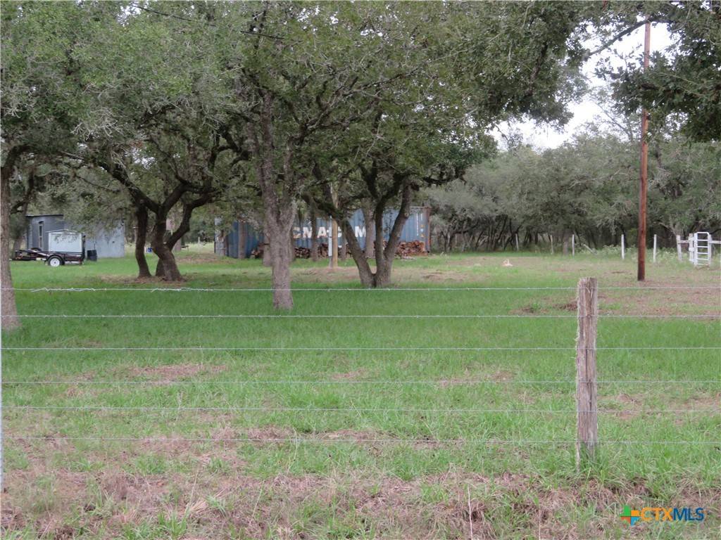 Edna, TX 77957,2769 CO RD 286