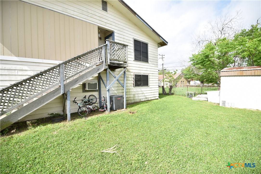 Port Lavaca, TX 77979,1705 Holloman DR
