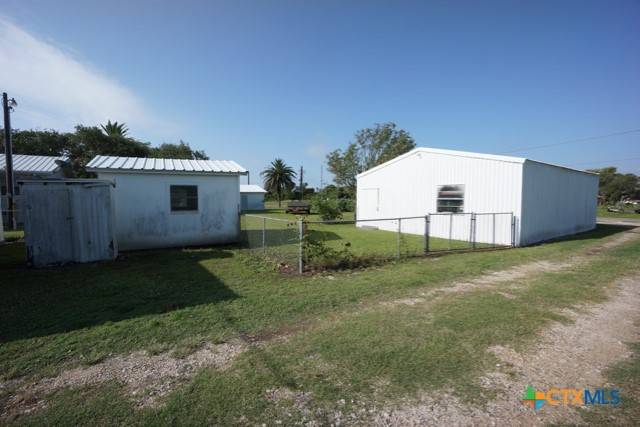 Port O'connor, TX 77982,1410 W Jefferson