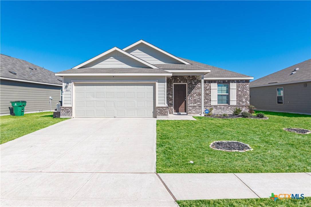 Seguin, TX 78155,809 Stonemanor