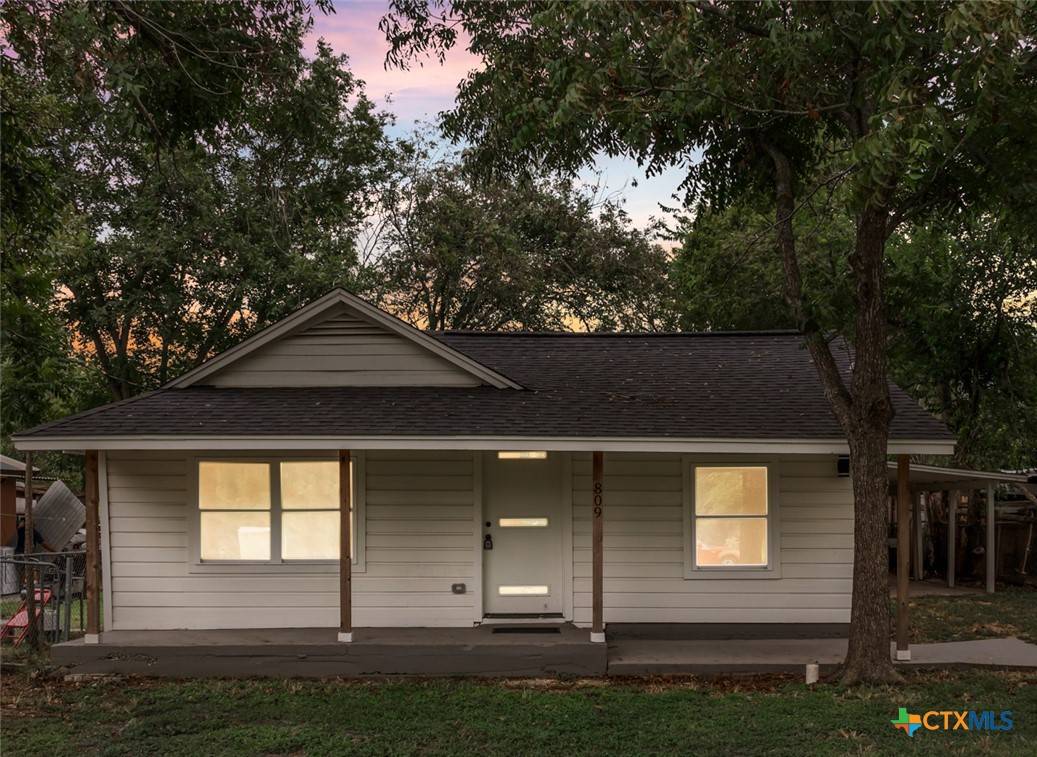 Temple, TX 76501,809 E Downs AVE