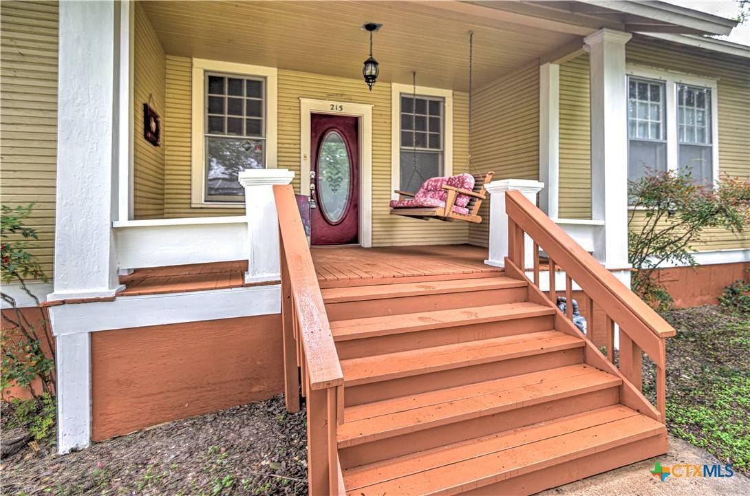 Belton, TX 76513,215 E 10th AVE