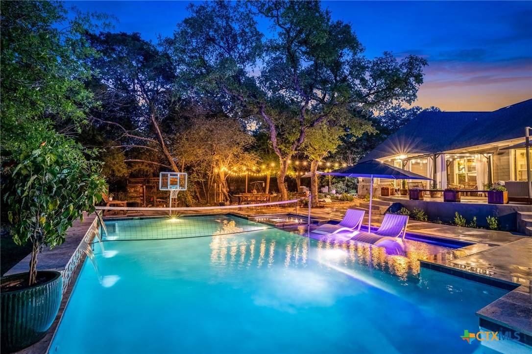 New Braunfels, TX 78130,499 Lakeview BLVD