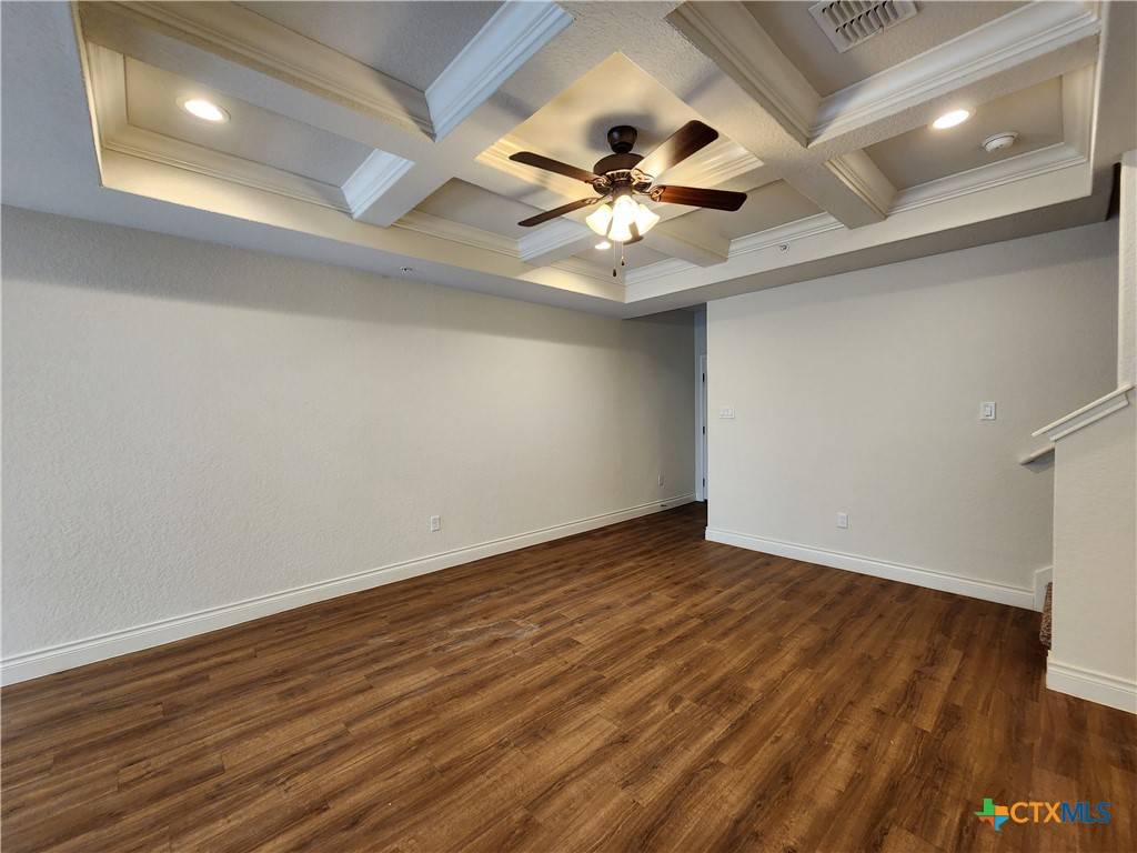 New Braunfels, TX 78130,326 Untermaier