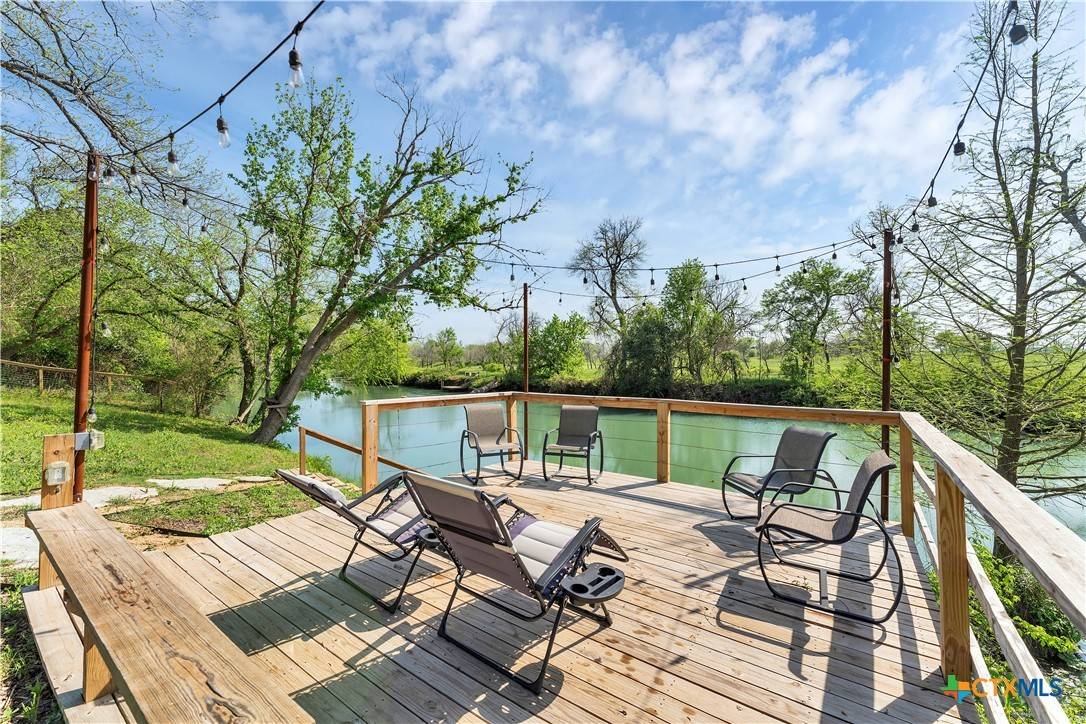 Martindale, TX 78655,105 NW RIVER RD