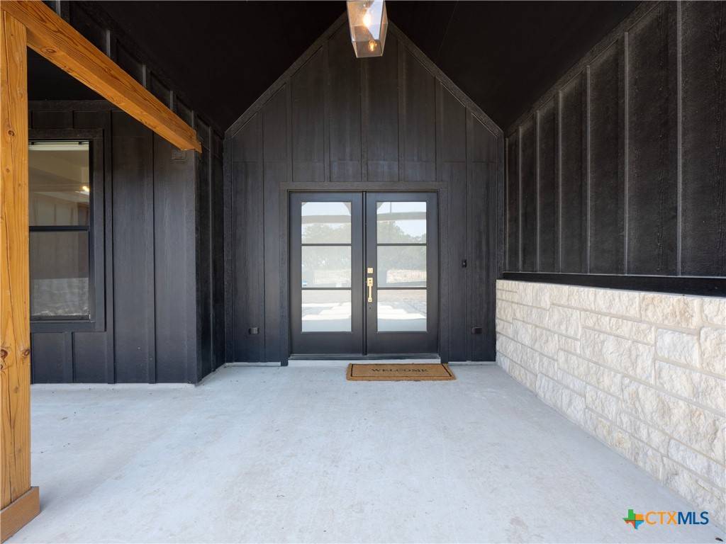 Pipe Creek, TX 78063,148 Elm Cove DR