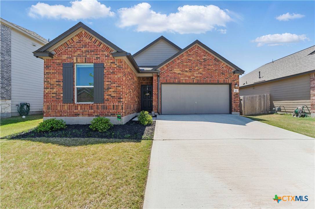 Lockhart, TX 78644,211 Summit DR