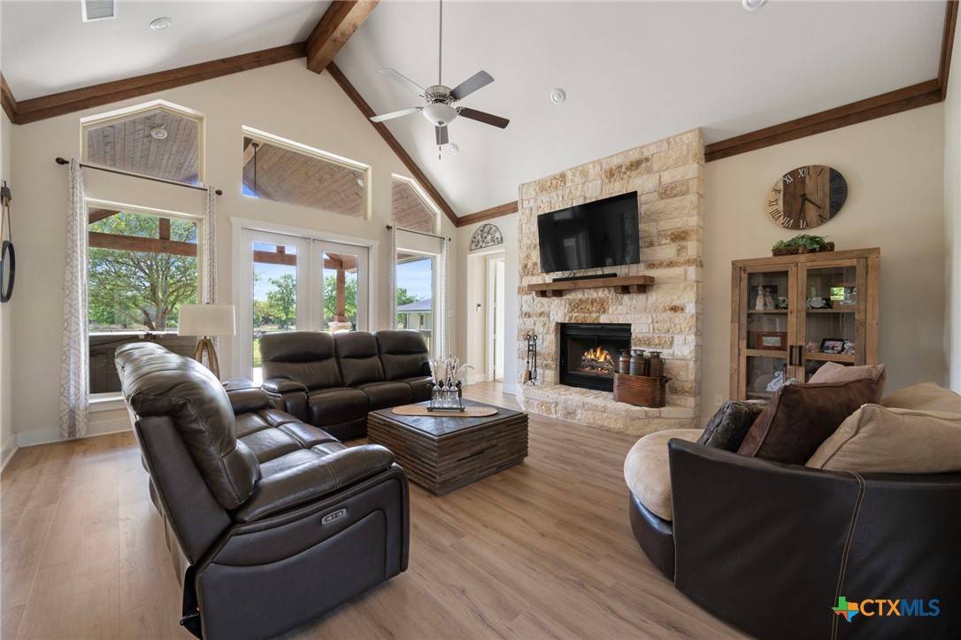 Salado, TX 76571,21201 Indian Mound RD
