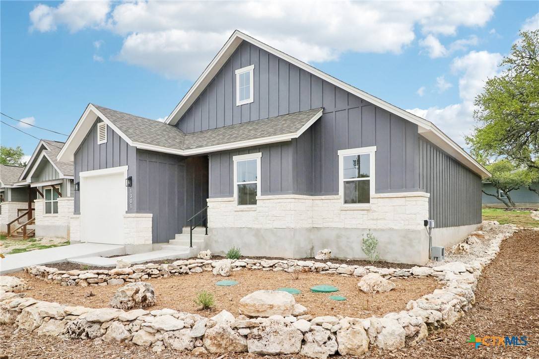 Spring Branch, TX 78070,1301 Green Meadow LN