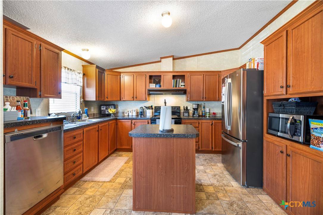 Yorktown, TX 78164,468 W 6th