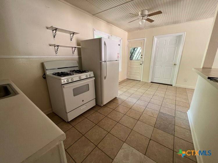San Marcos, TX 78666,443 Lindsey ST #443