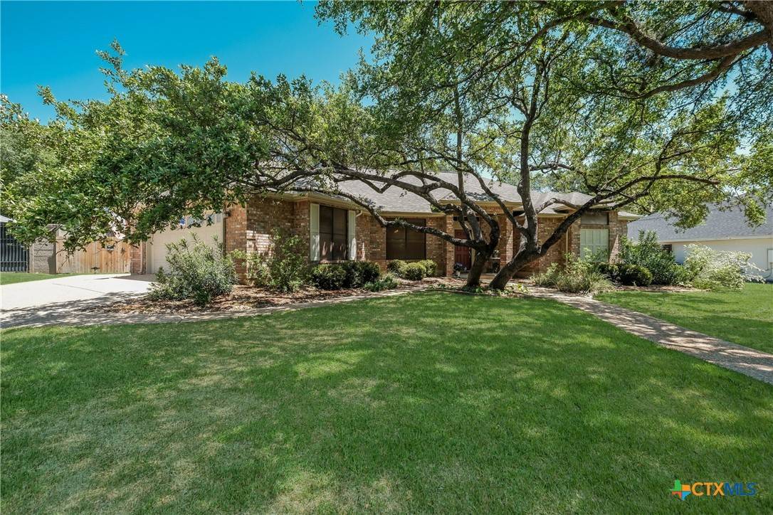 New Braunfels, TX 78130,928 Mission Hills DR