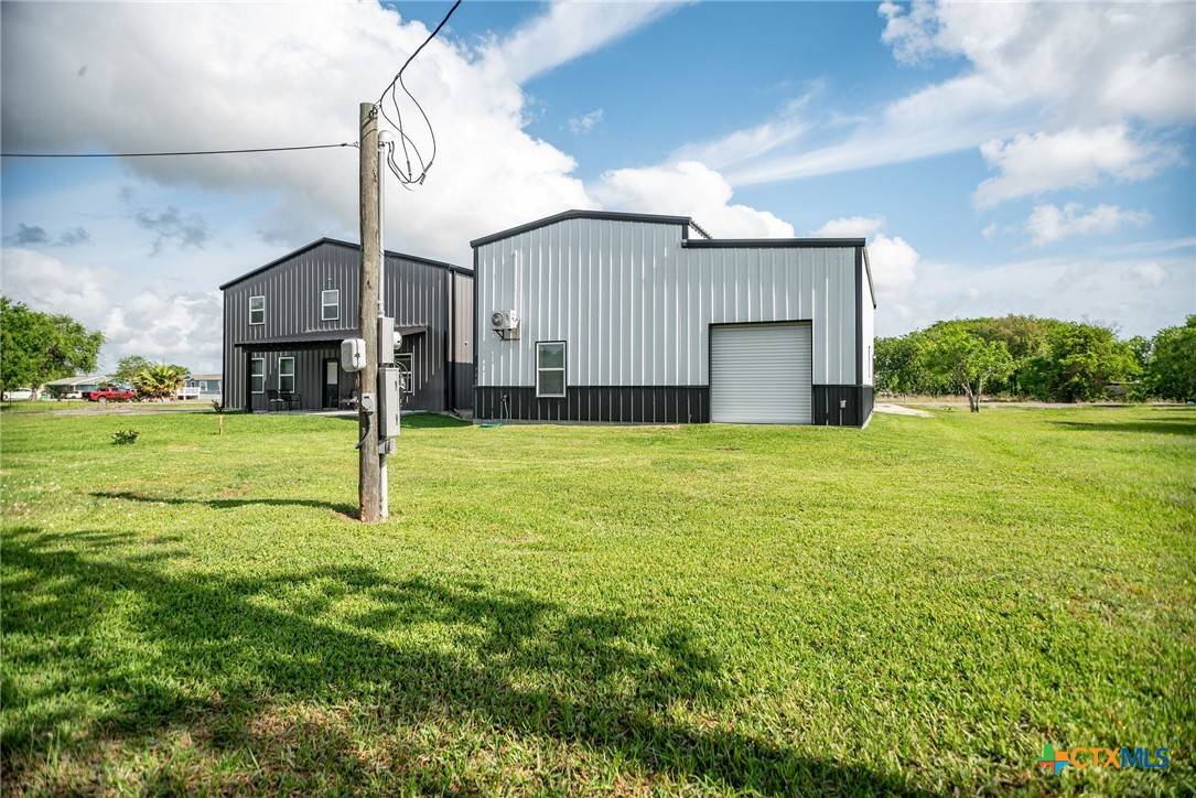 Seadrift, TX 77983,807 W Dallas AVE