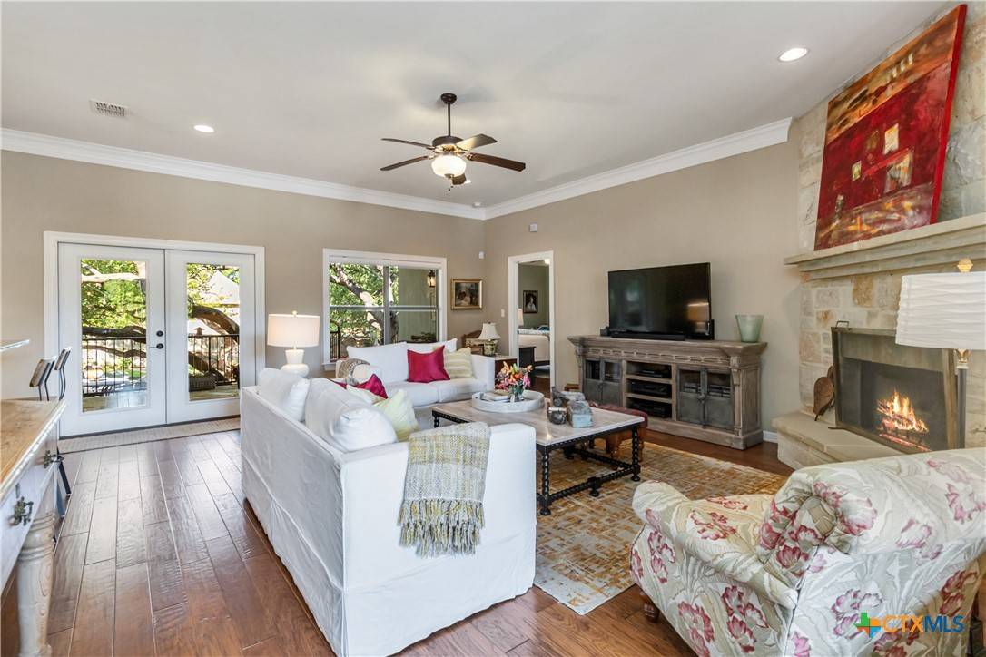 New Braunfels, TX 78130,509 Marcia PL