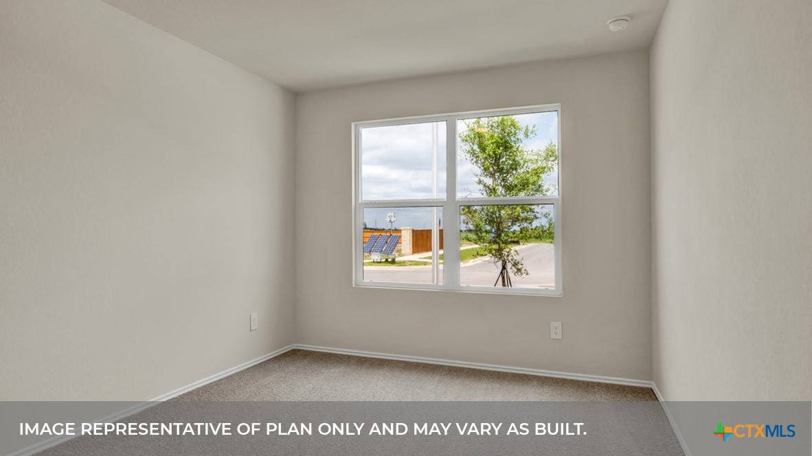 Seguin, TX 78155,1121 ARGONNE FOREST