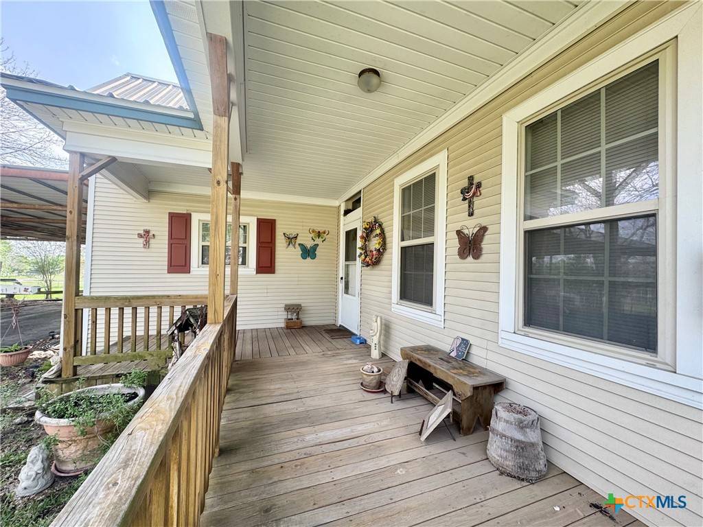 Yoakum, TX 77995,706 West ST