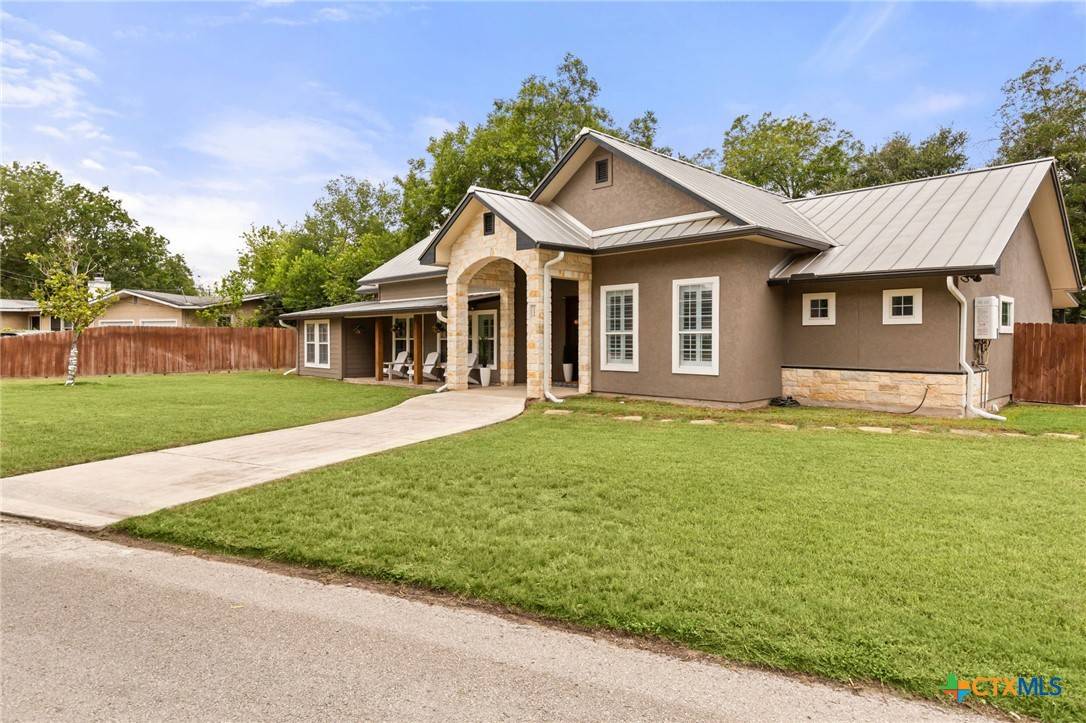 New Braunfels, TX 78130,2258 Gruene RD