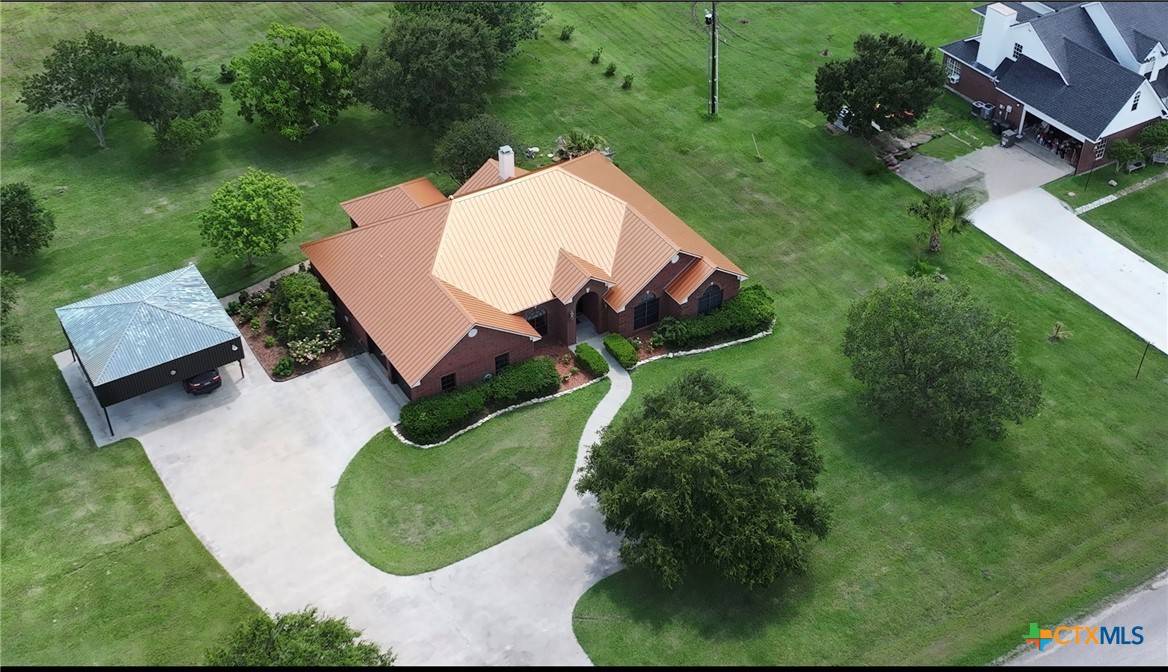 Port Lavaca, TX 77979,507 Hackberry BND