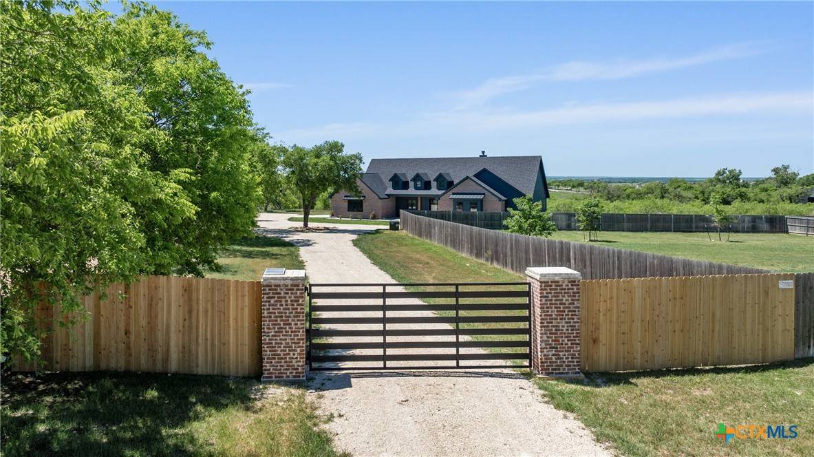 Temple, TX 76504,4447 Cedar Creek RD