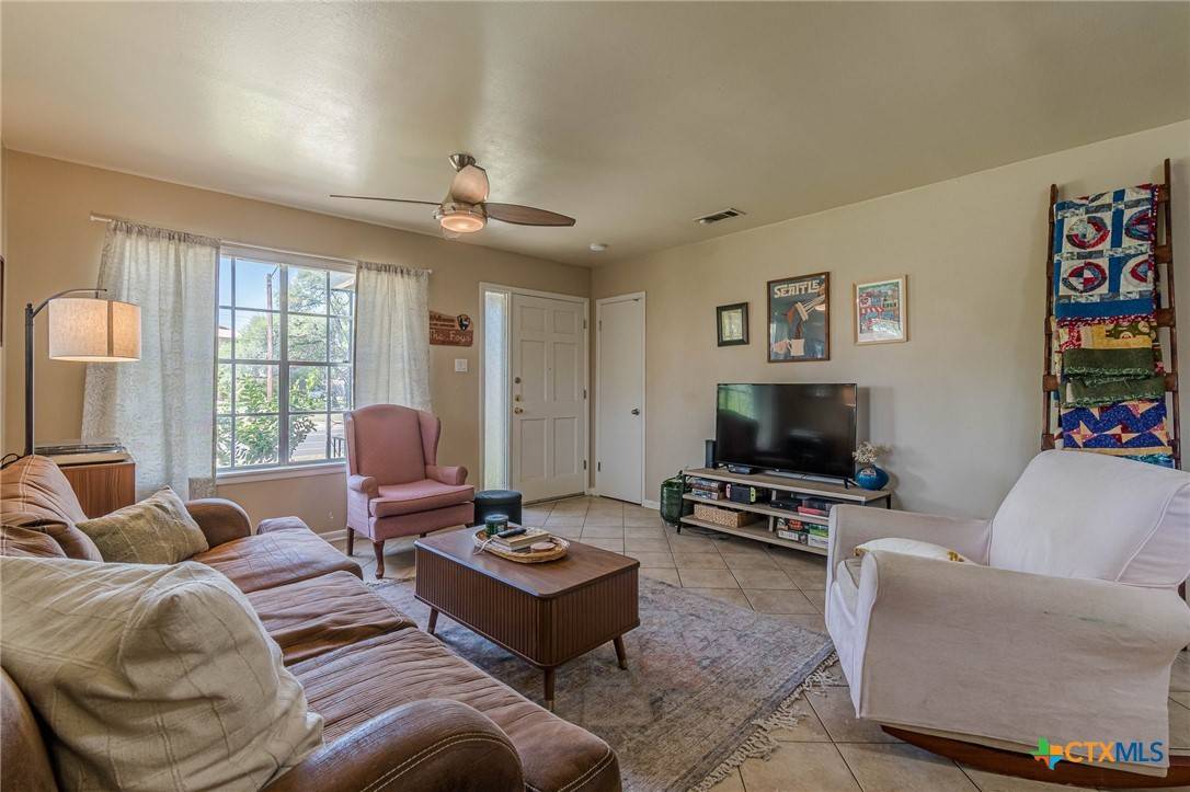 San Marcos, TX 78666,324 Craddock AVE