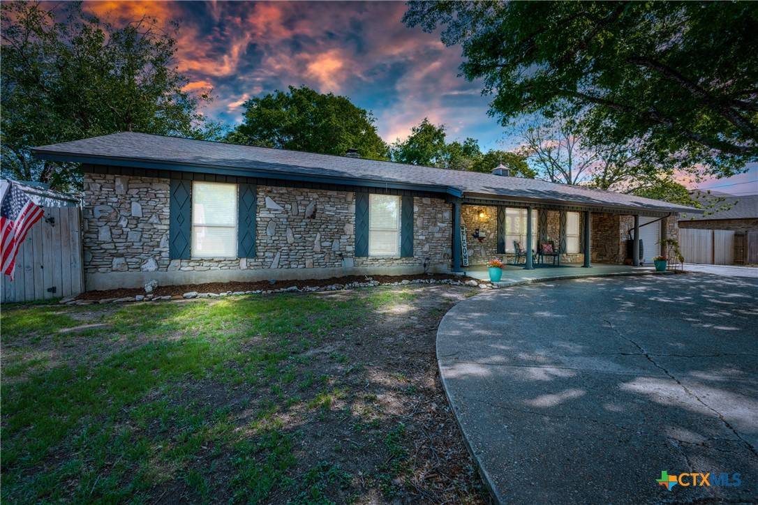 Selma, TX 78154,8258 Woodcliff BLVD