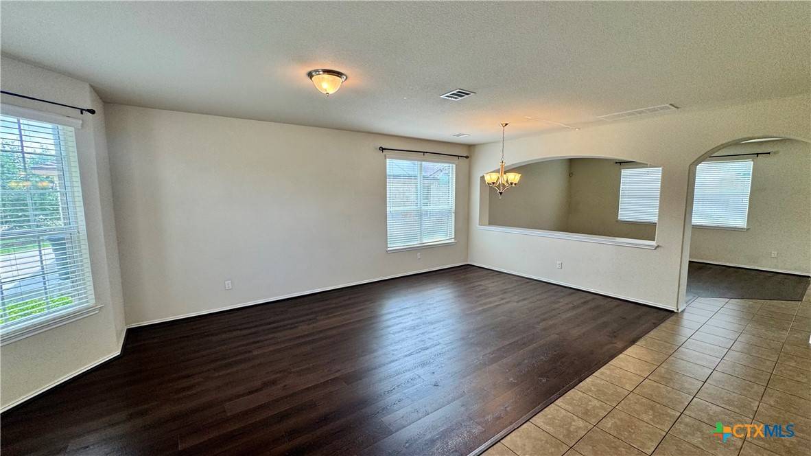 Killeen, TX 76549,5006 Green Meadow