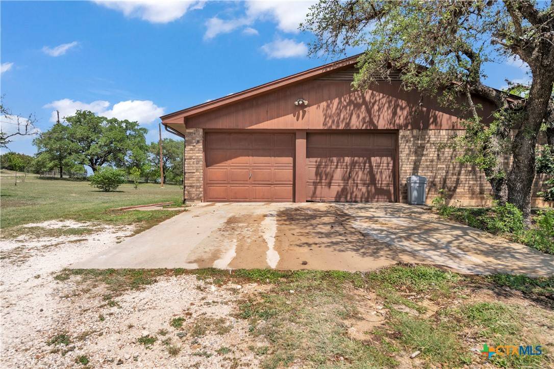 Kempner, TX 76539,806 County Road 4756
