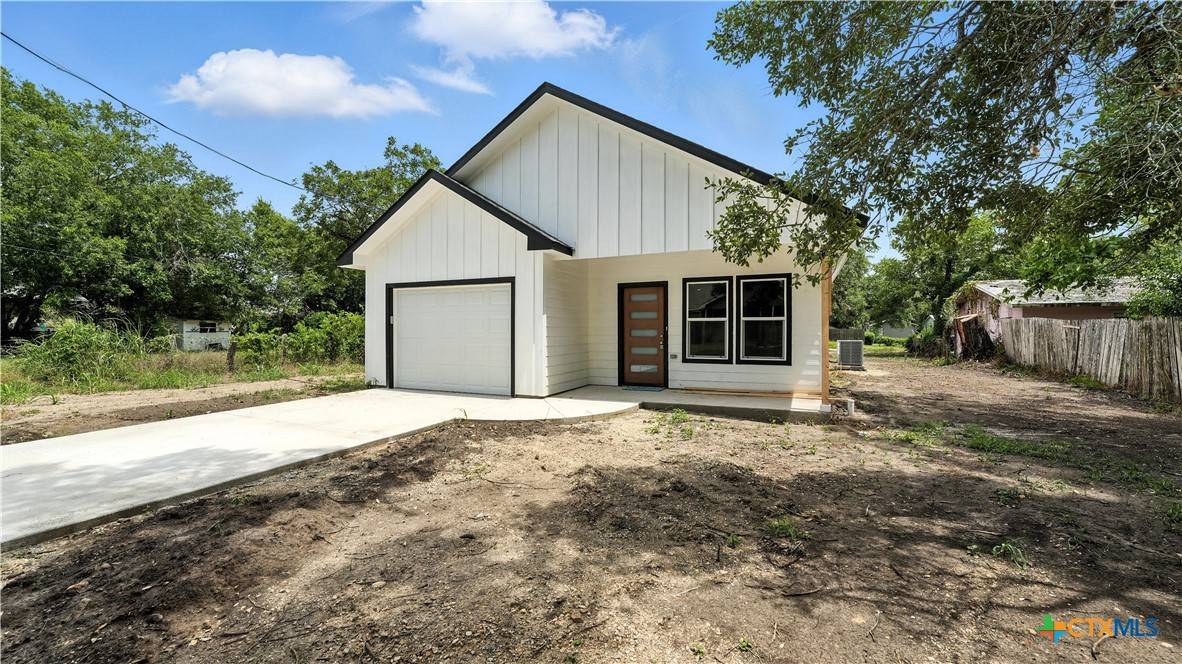 Gonzales, TX 78629,1420 Harwood ST