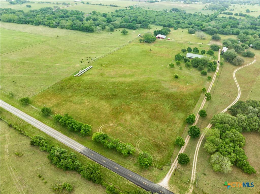 Moulton, TX 77975,7755 Fm 1295