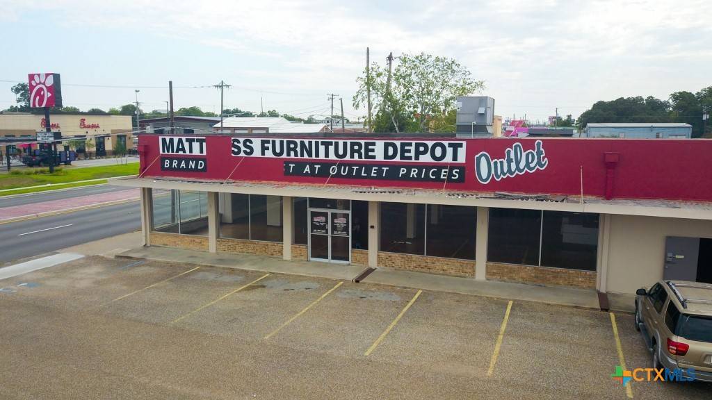 Victoria, TX 77901,701 E Rio Grande ST
