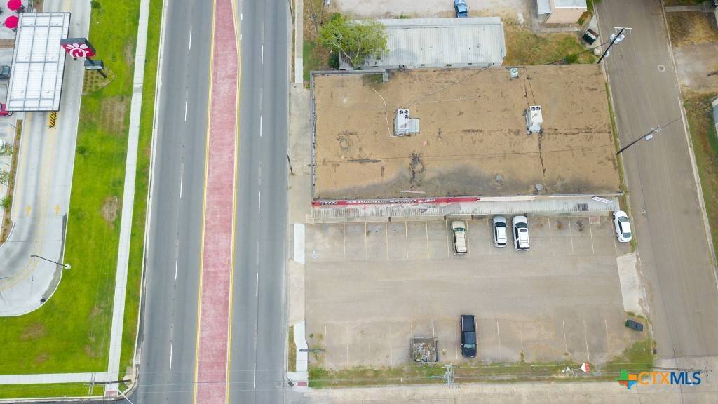 Victoria, TX 77901,703 E Rio Grande ST