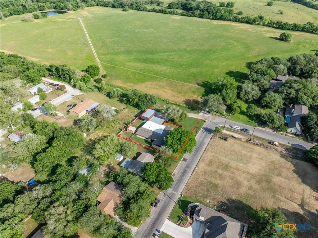 Gonzales, TX 78629,110 Live Oak ST