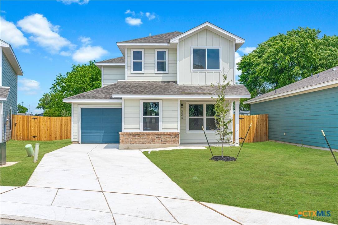 Seguin, TX 78155,324 Mar Hill ST