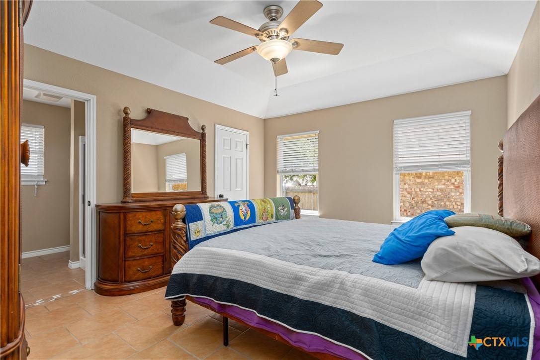 New Braunfels, TX 78130,2153 Keystone DR